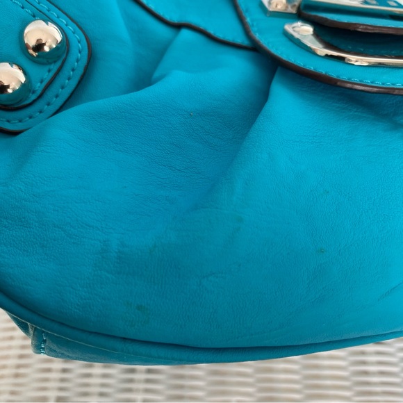 Rare Guess Turquoise Shoulder Bag and Matching Wallet Set Size Small - Picture 12 of 17